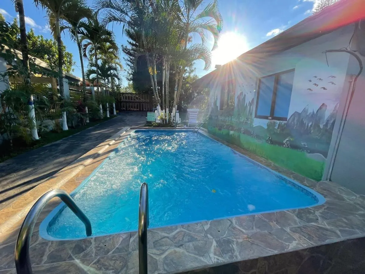 Villa Los Caciques By Hospedify - Hermosa Villa Con Piscina, Billar, Zona De Bbq Y Domino Jarabacoa