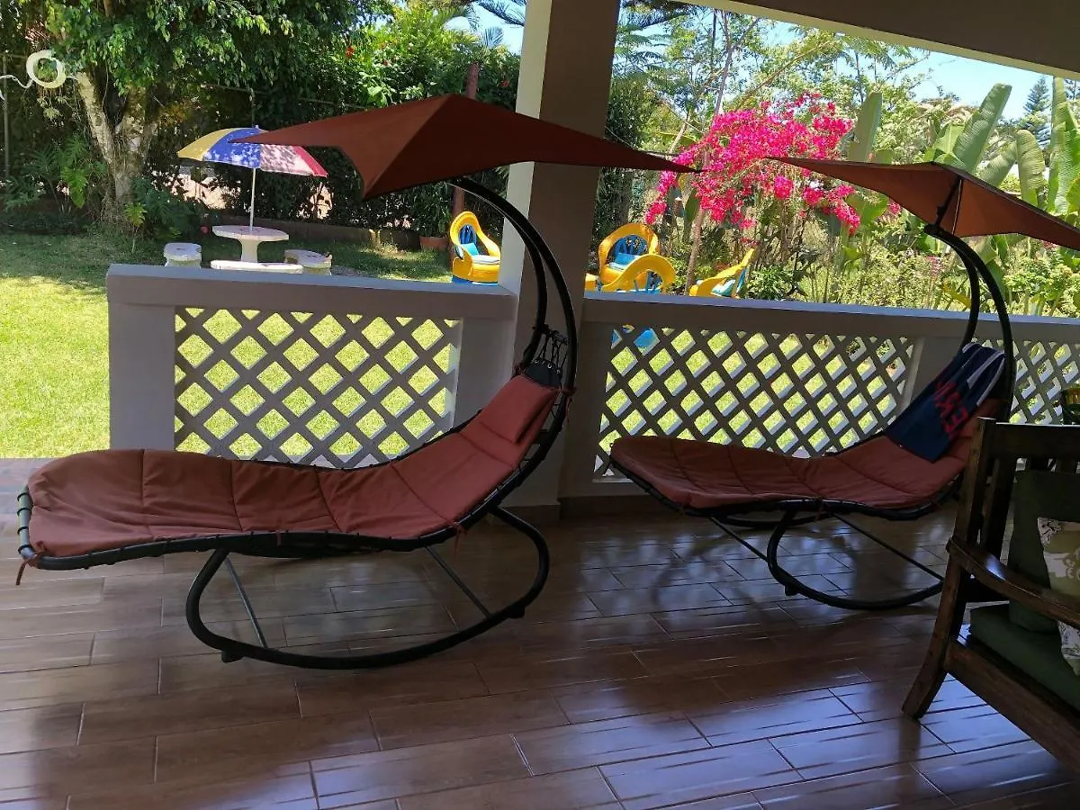 Villa Los Caciques Hermosa Villa con Piscina, Billar, Zona de BBQ y Domino Jarabacoa